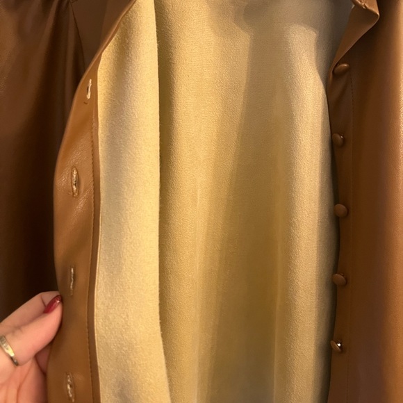 Andrew Marc New York Faux Leather Button Up Puff Sleeve Blouse Size XS - Picture 5 of 8